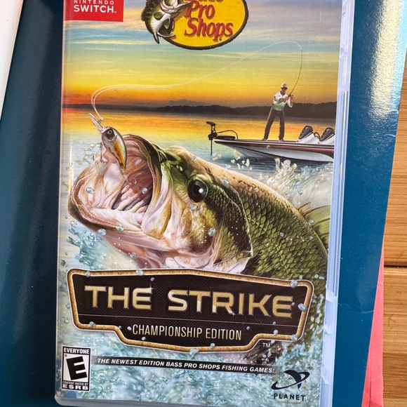 Nintendo Switch.  Great value. - Picture 3 of 8